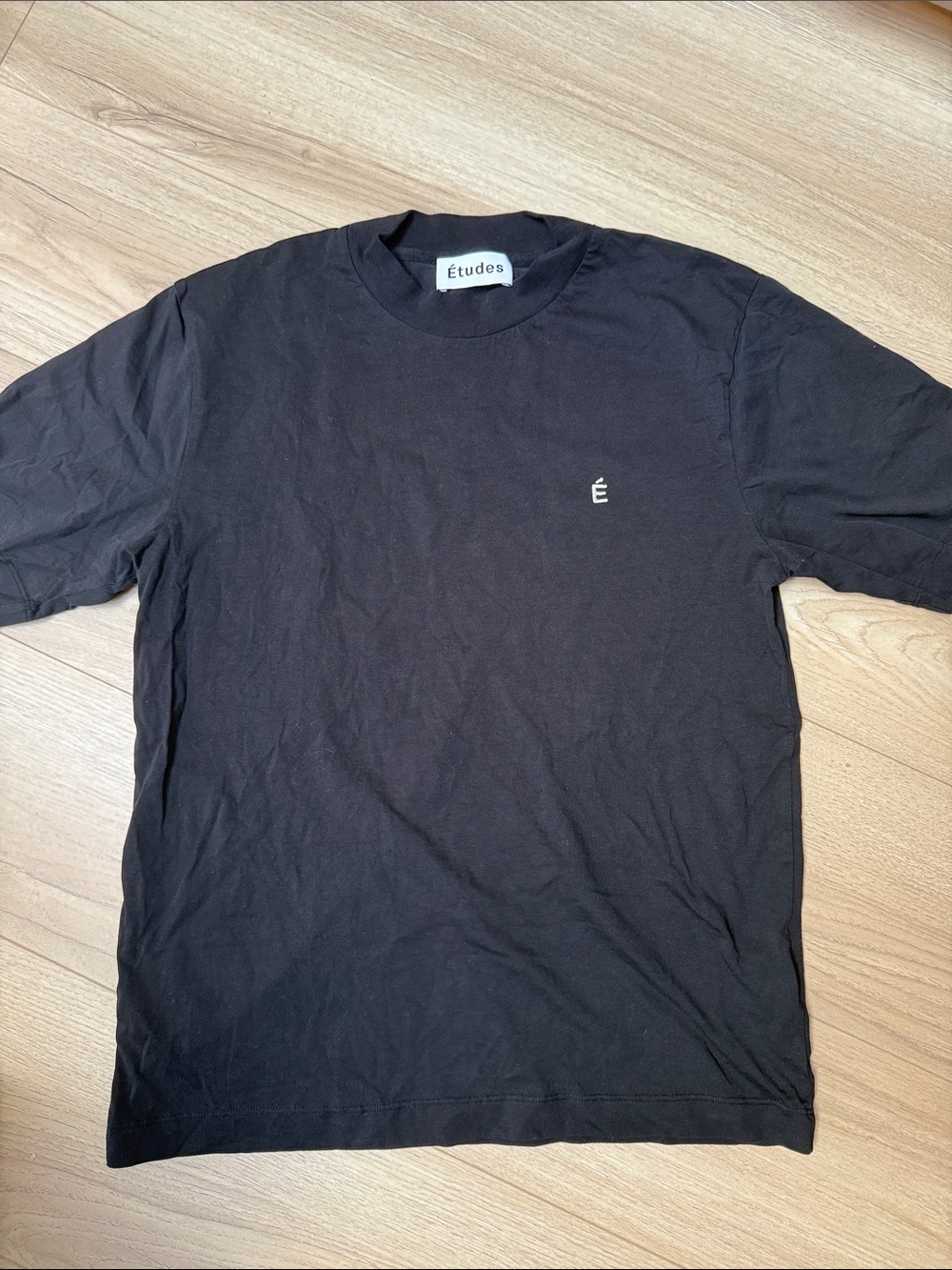 Etudes black tshirt unisex size M